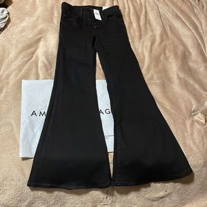 American Eagle Festival Flare Sz 2 NWT Black jeans